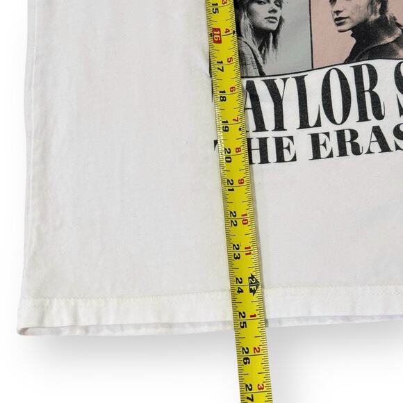 Taylor Swift The Eras Tour 2023-2024 Official Shirt Size Adult Small White - Picture 6 of 6
